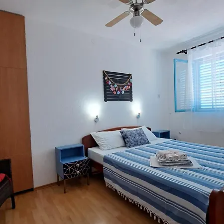 Apartment Frani 2 *