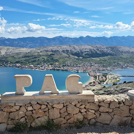 Frani 2 Apartman Pag Town