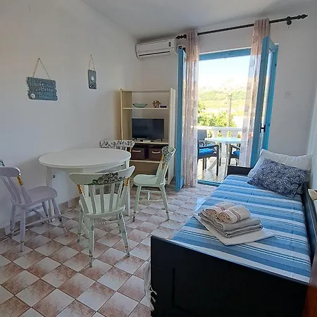 Frani 2 Apartment Pag Town