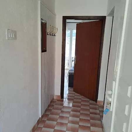 Apartmán Frani 2 *